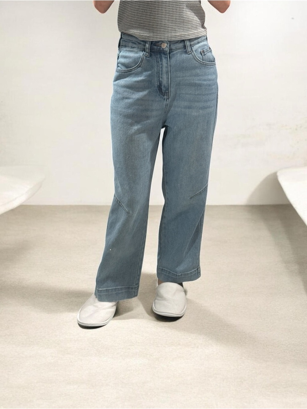 Light Blue Women's Straight-Leg Jeans